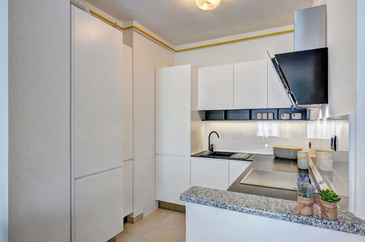 Pr Apartment Fažana Kültér fotó